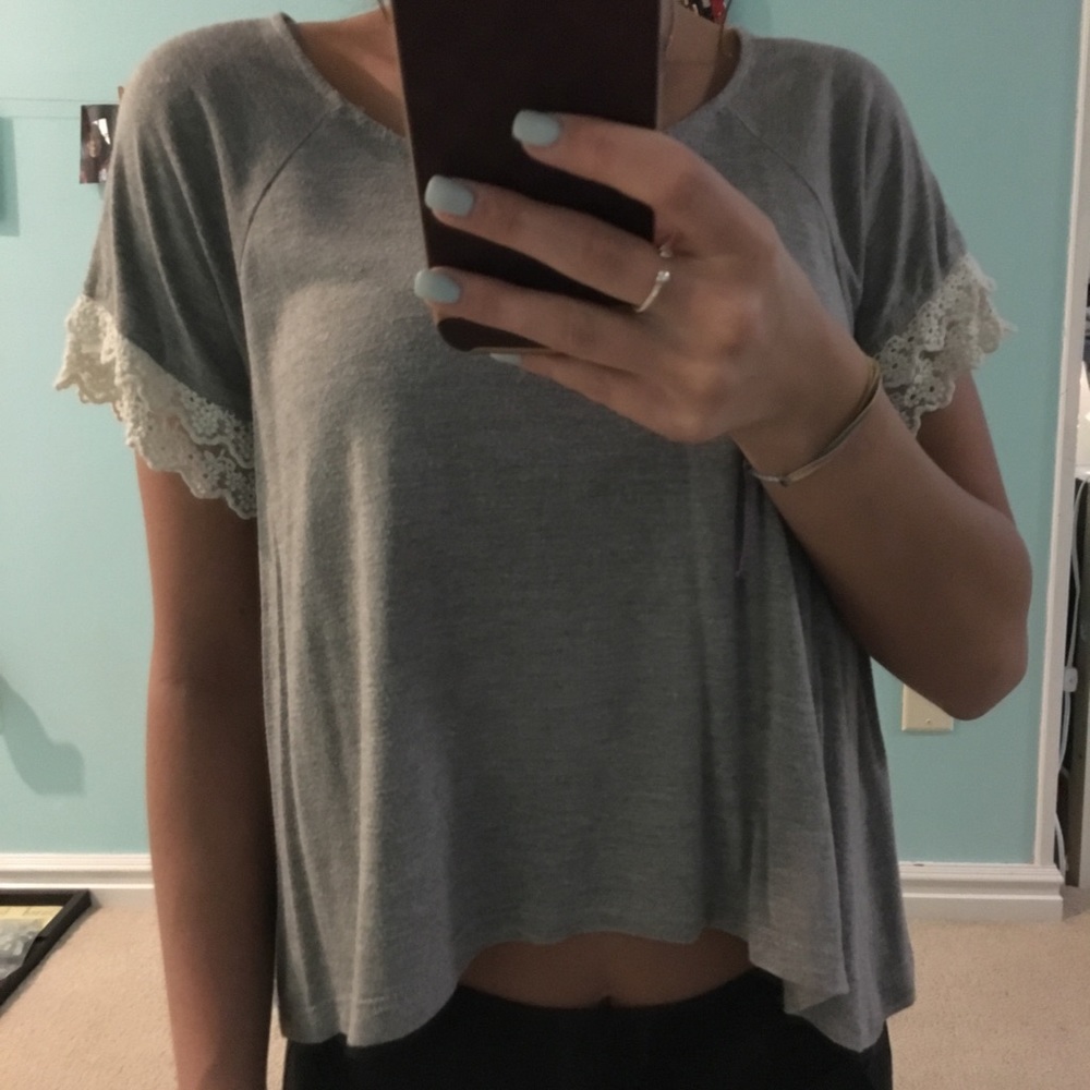 Cute grey loose crop top